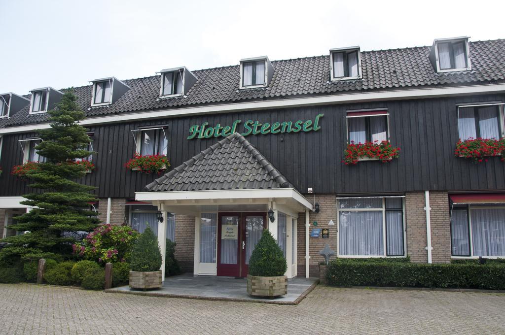 Hotel Steensel Zewnętrze zdjęcie