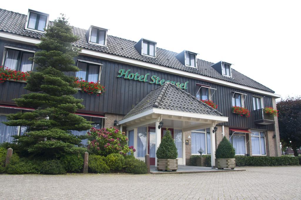 Hotel Steensel Zewnętrze zdjęcie